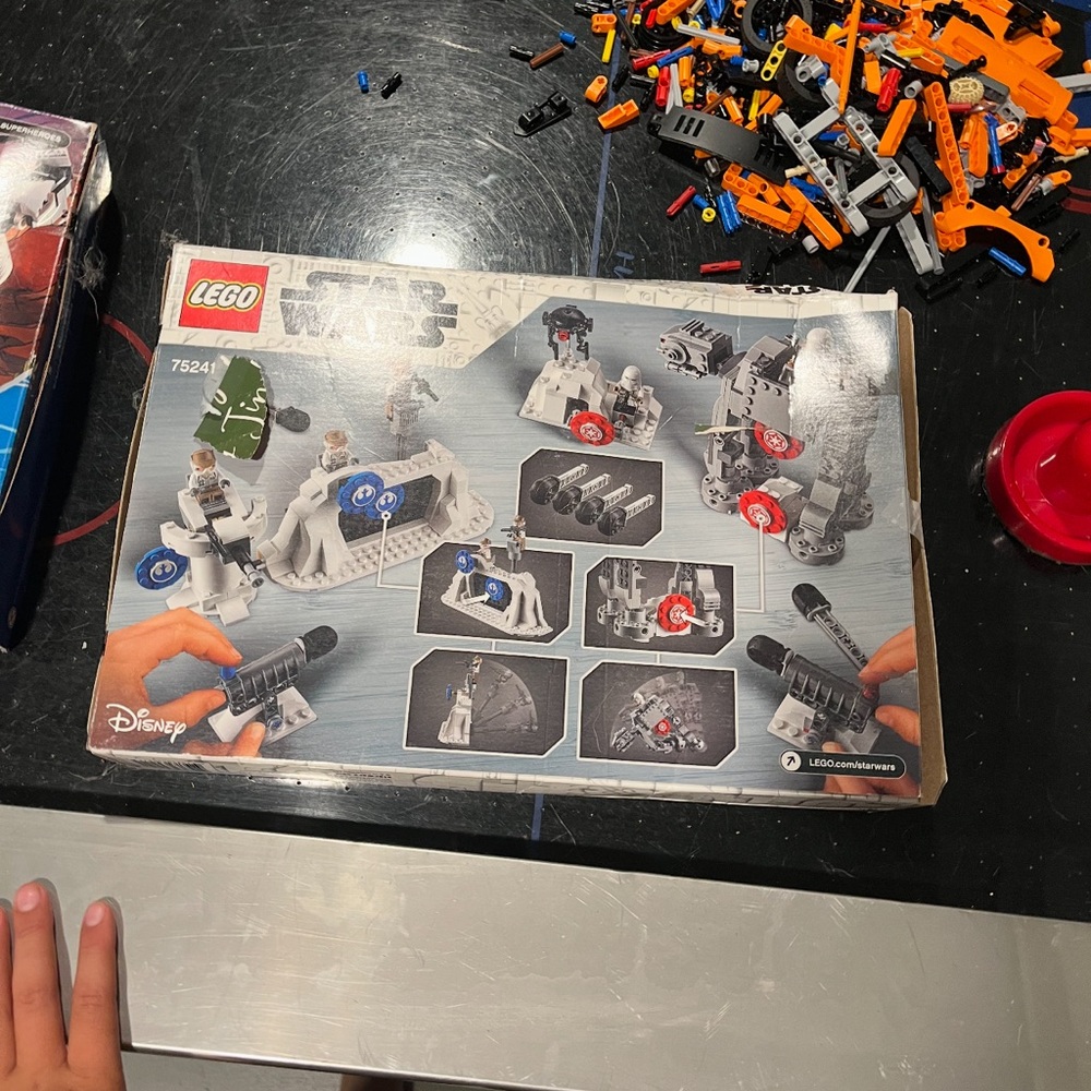 LEGO Star Wars Hoth Generator Attack Set - new in the BOX